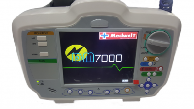 Medwelt Monitörlü Defibrilatör Cihazı DM-7000